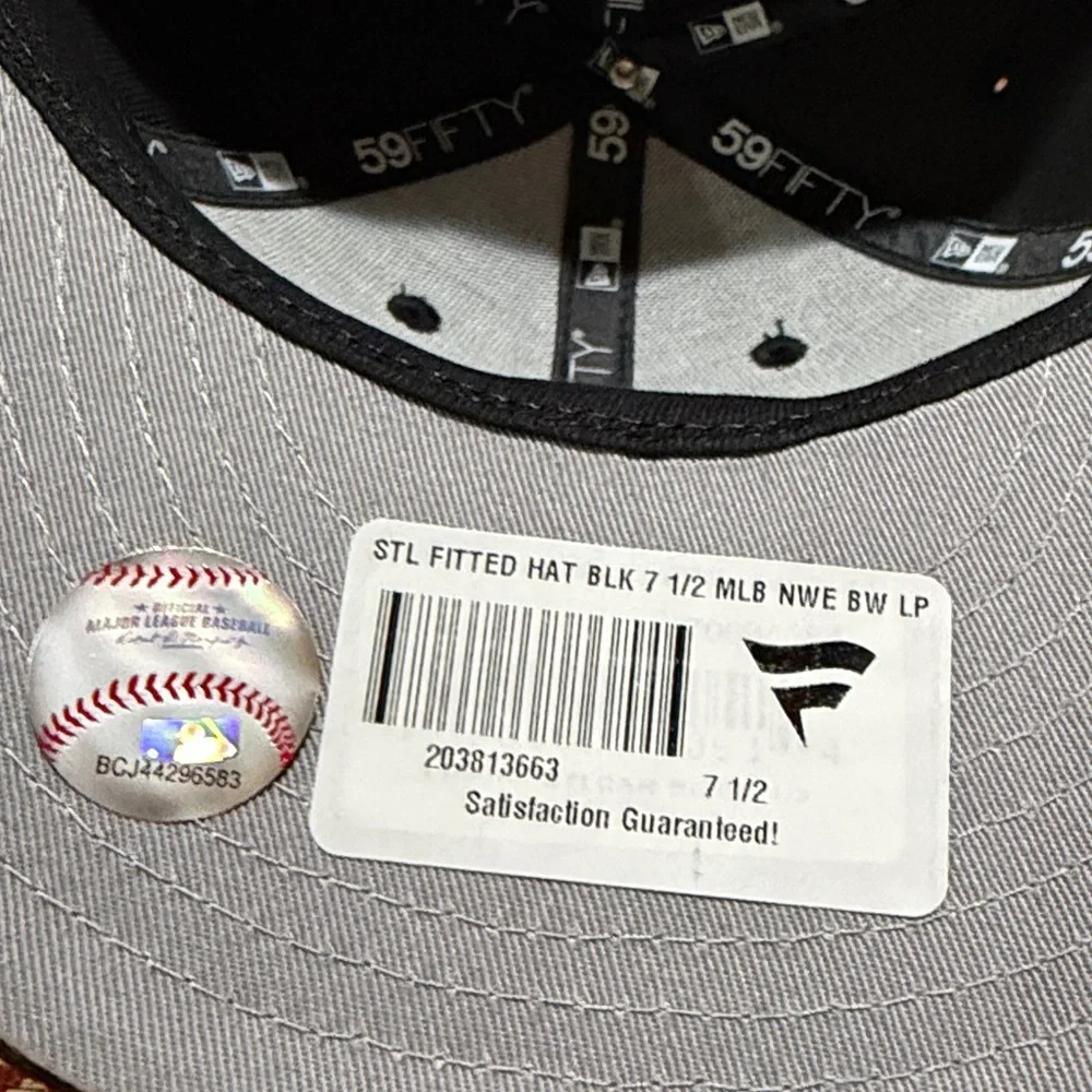 St. Louis Cardinals Black on White 59Fifty Fitted 7.5 Cap - Picture 7 of 9